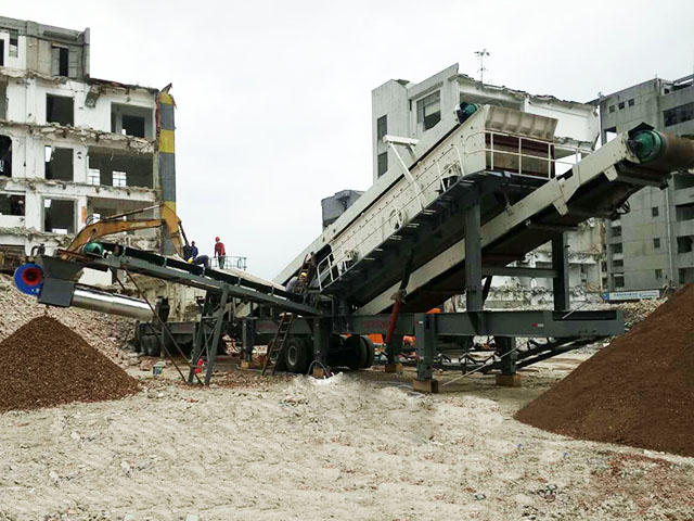 中意礦機：深圳華楠建筑廢料移動破碎機應用現(xiàn)場